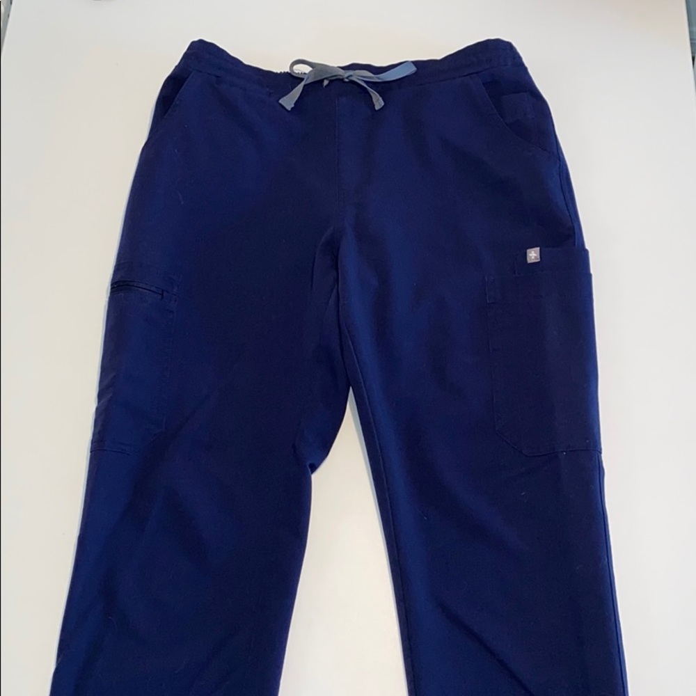 FIGS x Navy Yola Skinny Scrub Pant